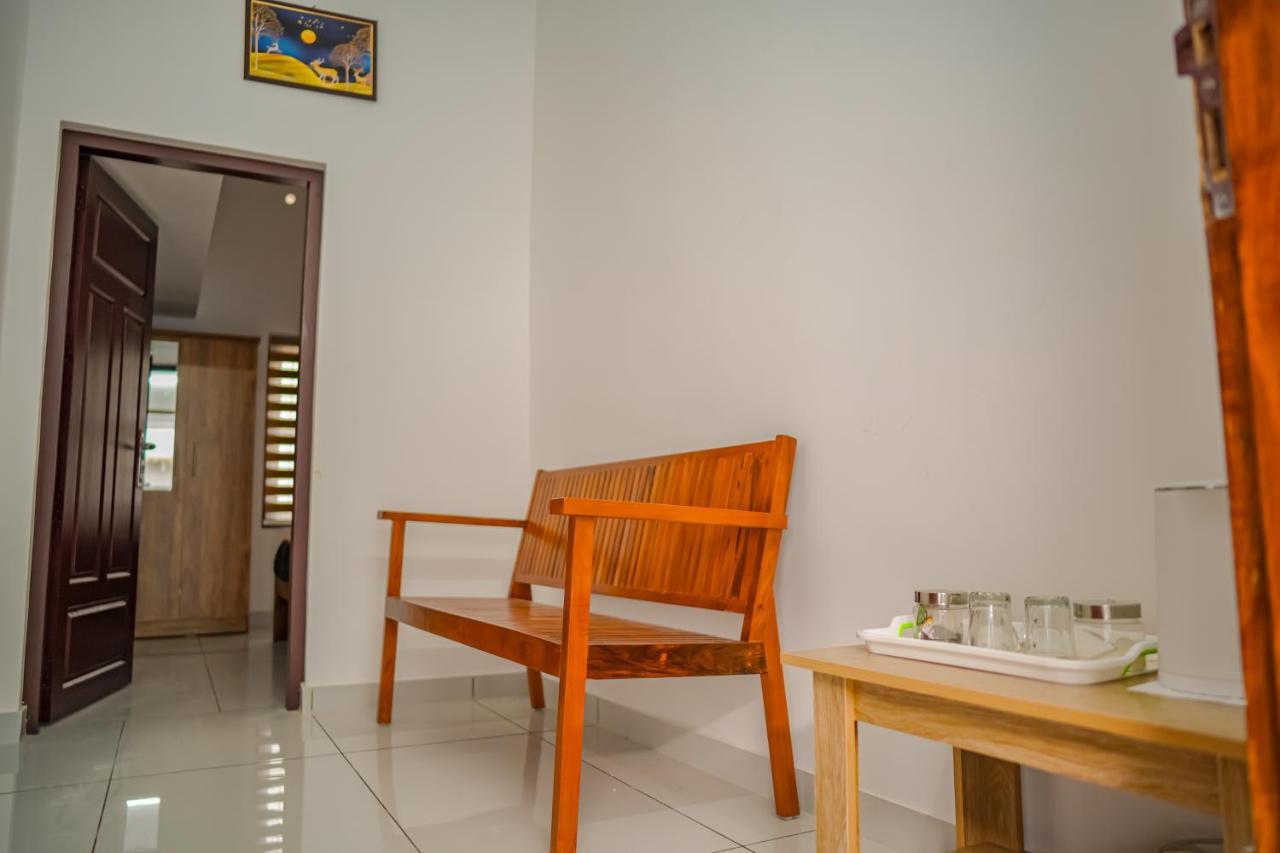 Shimano Square Guest House Varkala Bagian luar foto